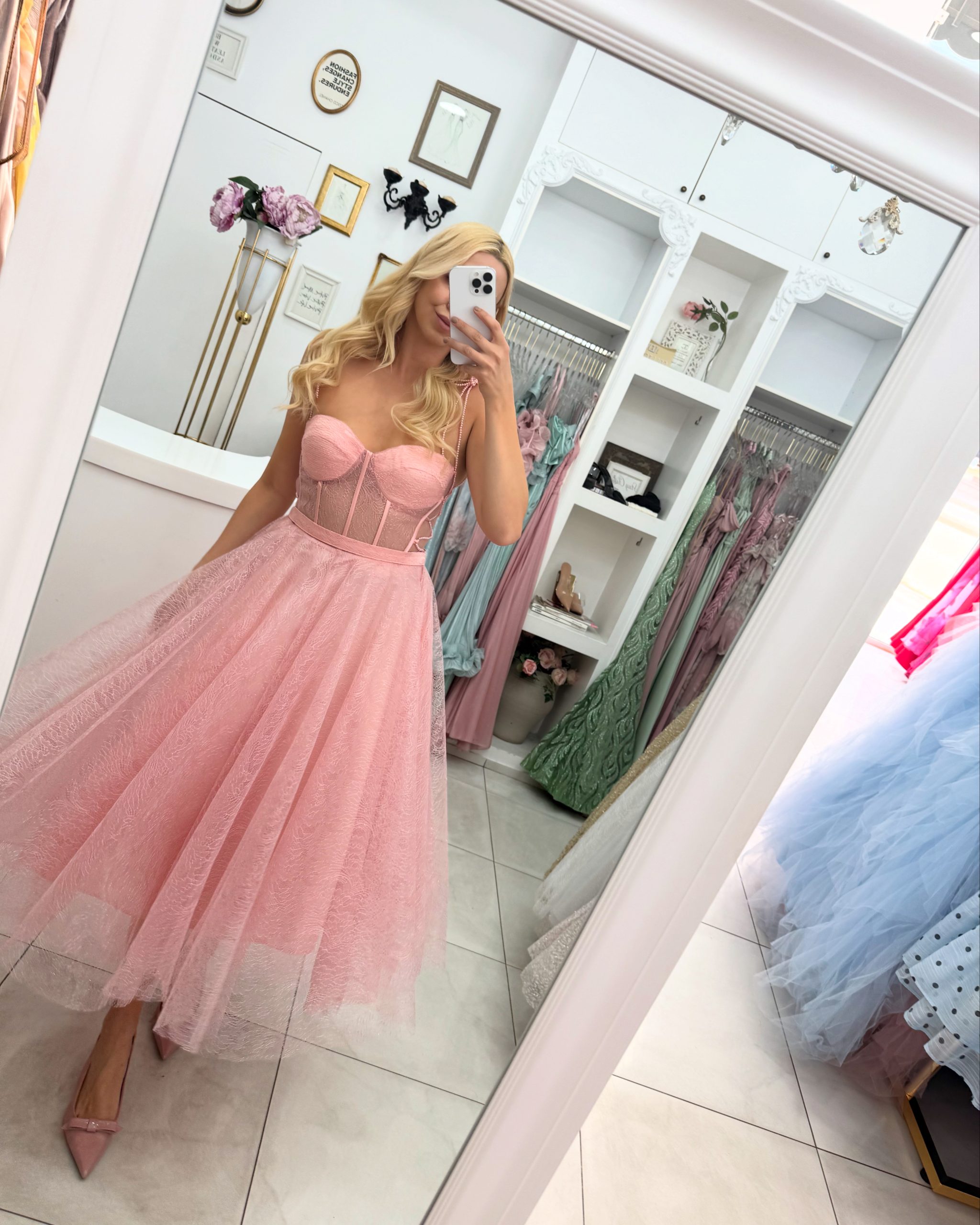 4554920F-328B-4450-957D-40D8A0B1E5A6