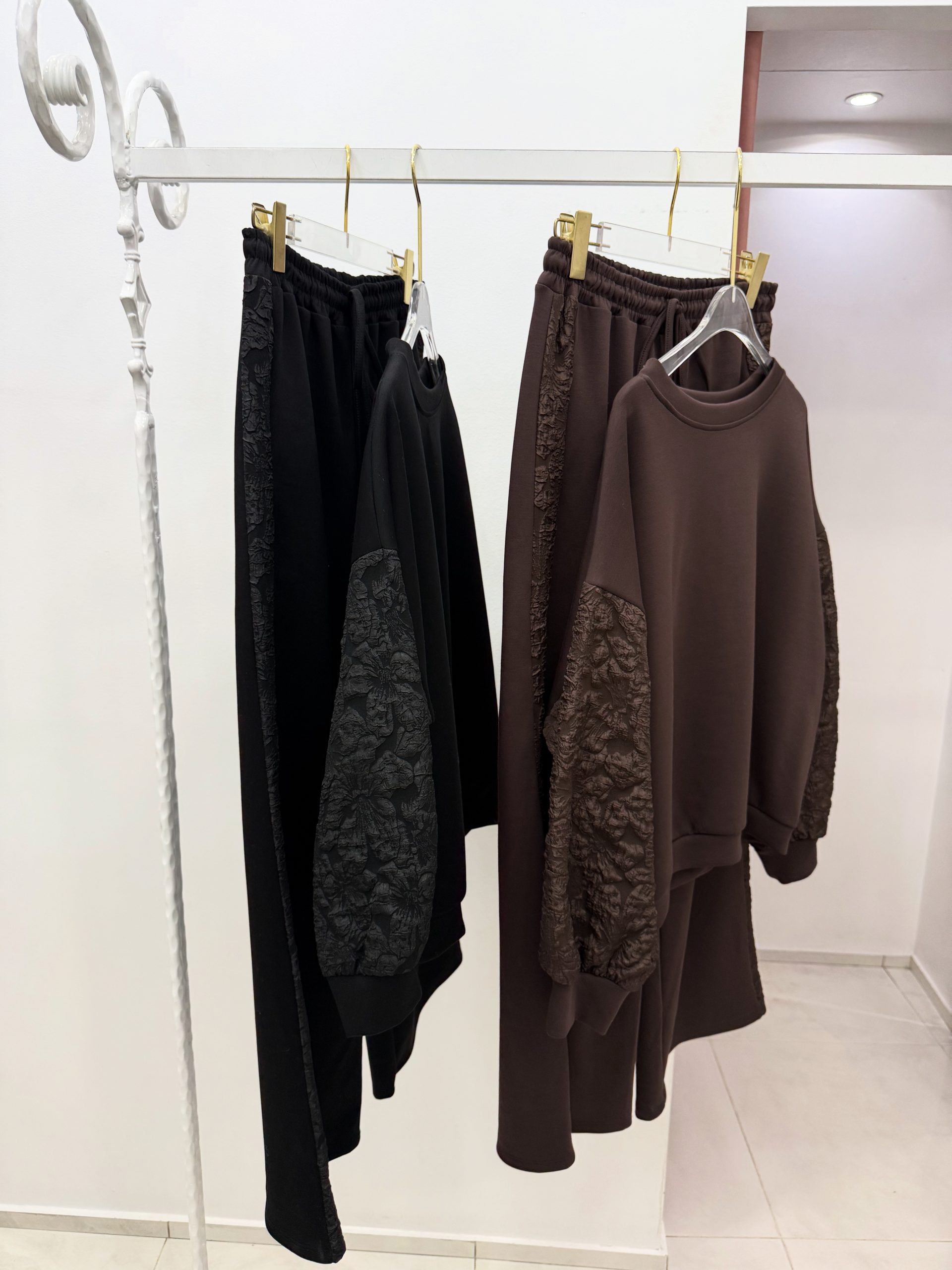 705F66F7-269D-4597-8DE7-4E5613F17C7D