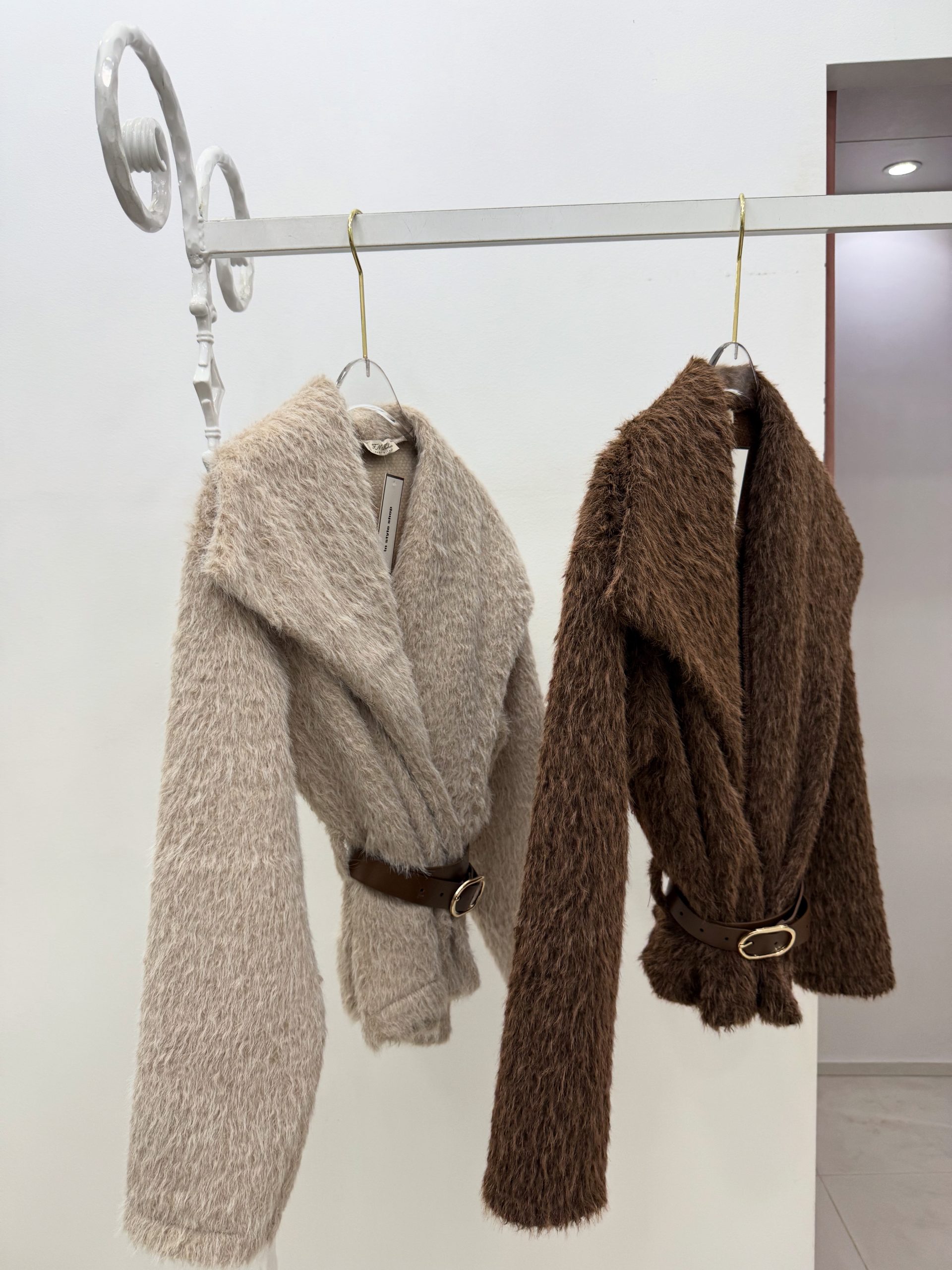 7FF58BC5-E142-498C-A9C5-EEB685C000DE