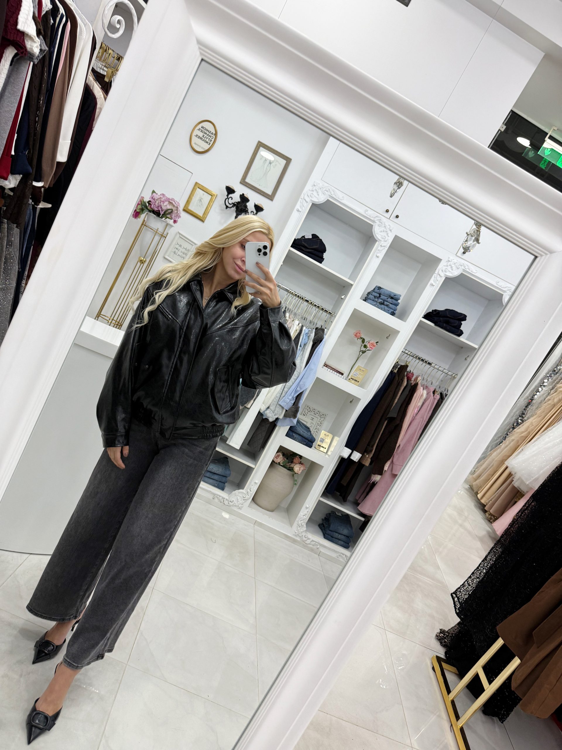 7927B0CE-C3BE-43A5-BB32-80AA0194006A